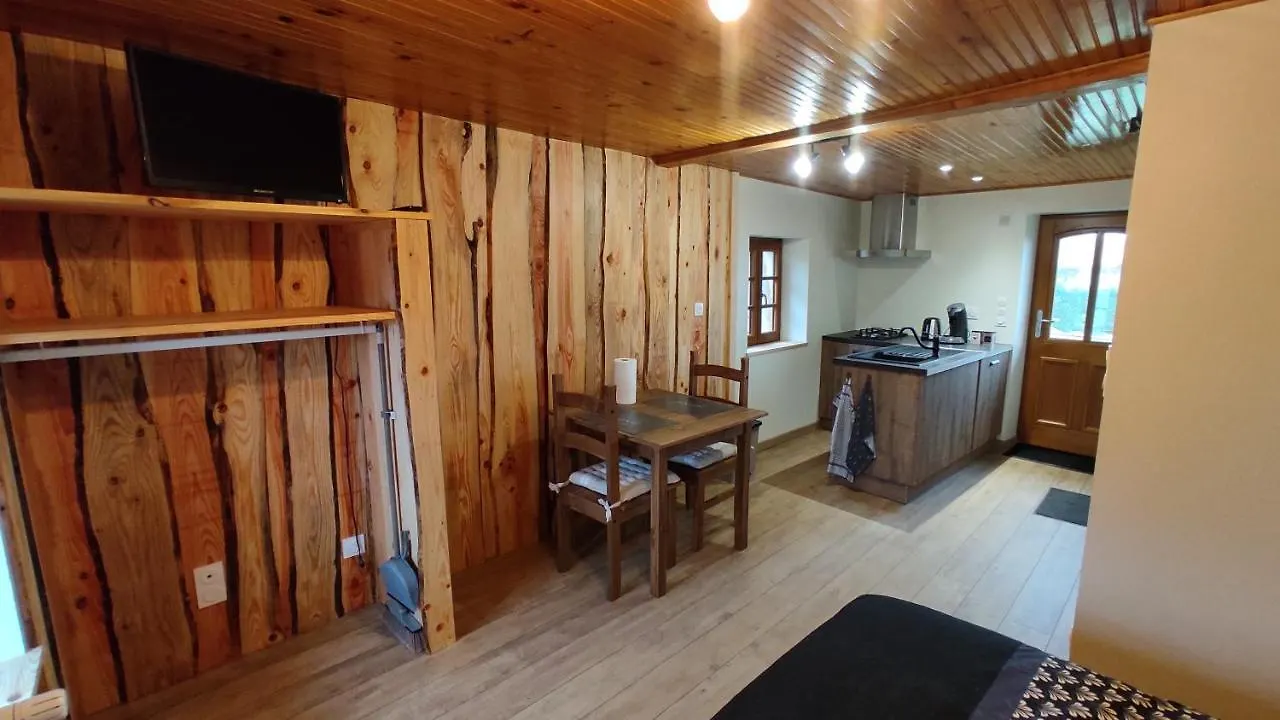 Holiday home Studio Chaleureux Dans Les Monts Du Forez Verrieres-en-Forez